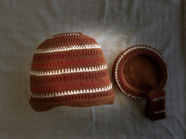 Hand-knitted Tea Cosy Set - Image 13