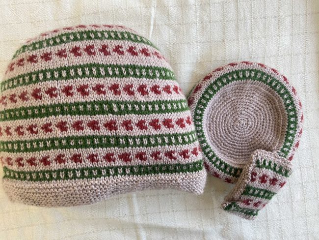 Hand-knitted Tea Cosy Set - Image 30