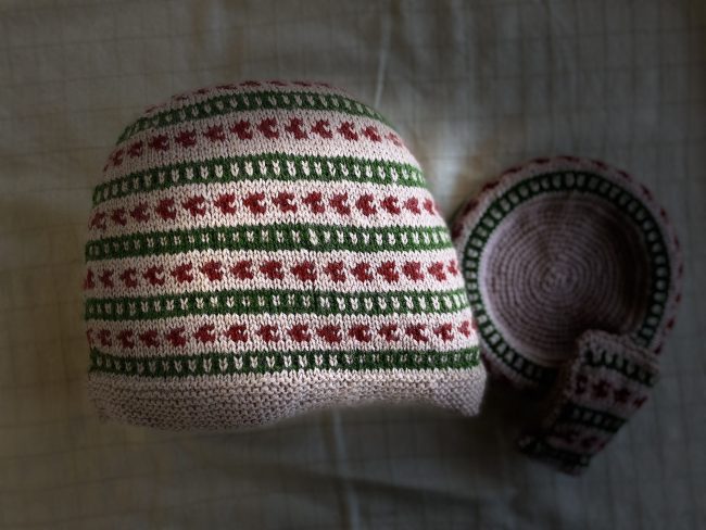 Hand-knitted Tea Cosy Set - Image 31