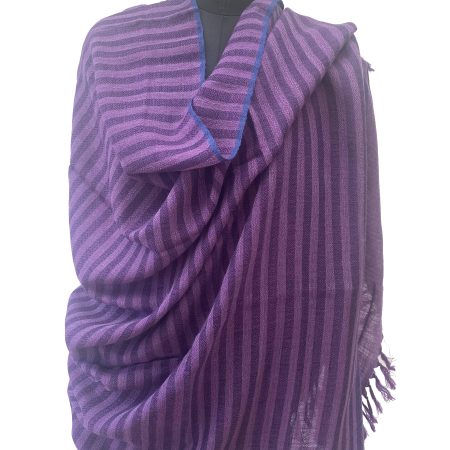 Handwoven merinowool shawl with vertical stripes in violet and iris colours