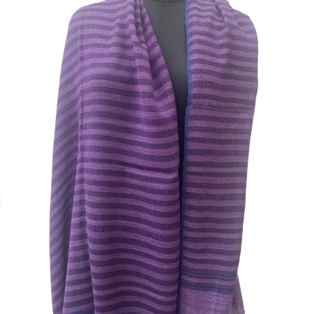 Handwoven merinowool shawl with vertical stripes in violet and iris colours